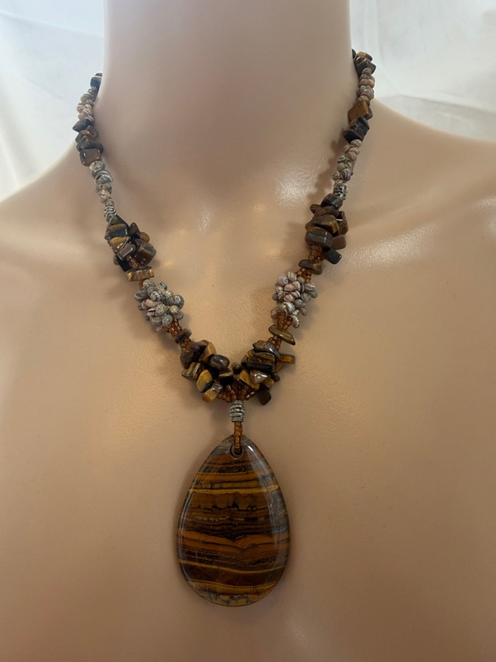 Handcrafted Brown Tiger Eye Pendant Necklace - Women Jewelry